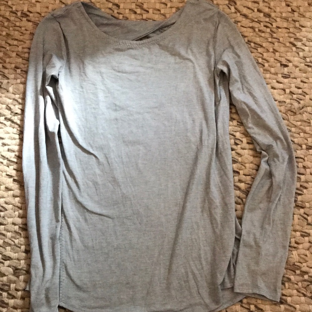 Athleta Long Sleeve Workout Shirt